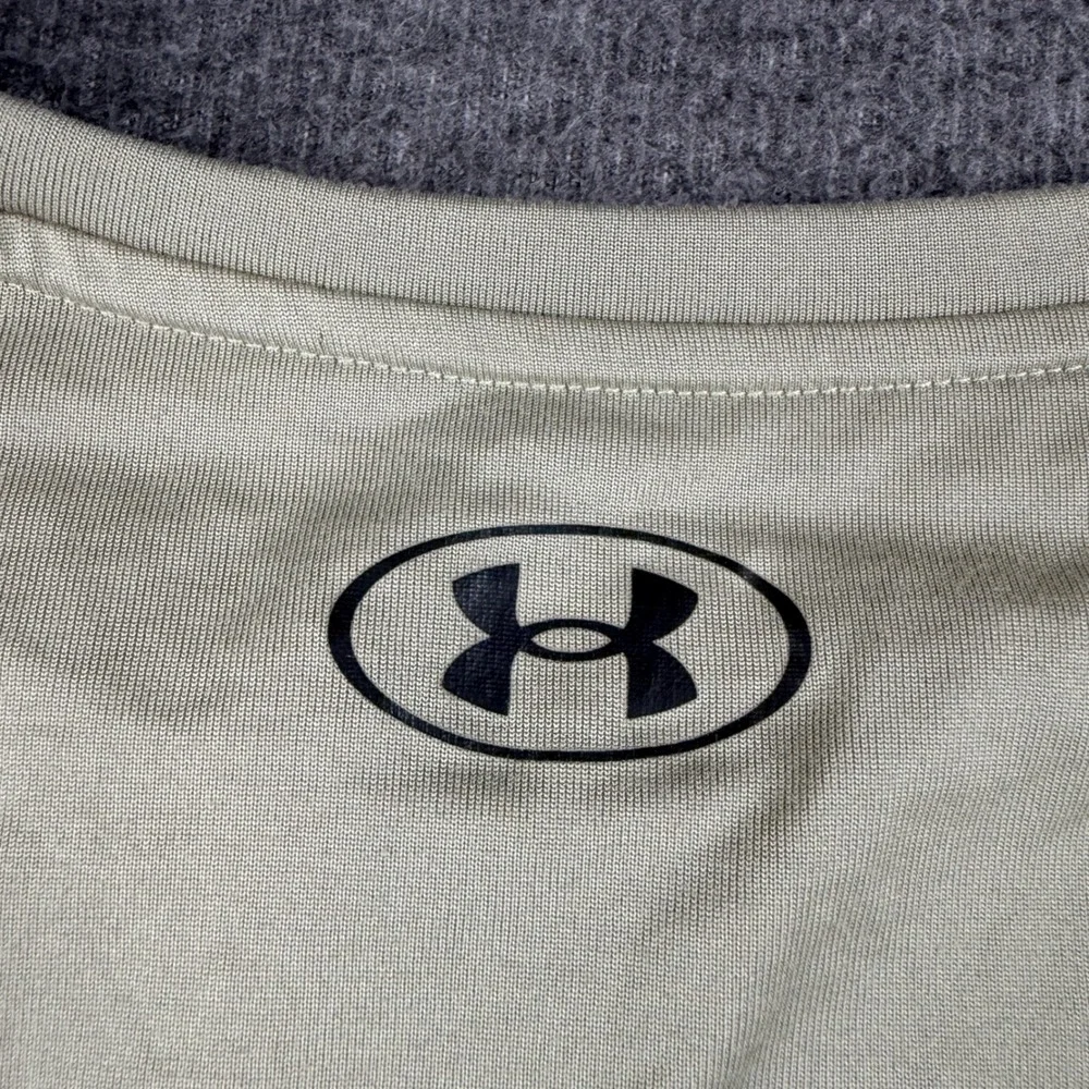 Under Armour UA‎ Tech 2.0 Men's XXL T-Shirt Beige Short Sleeve Loose Fit